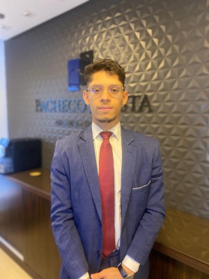 Ian Castelo Branco 